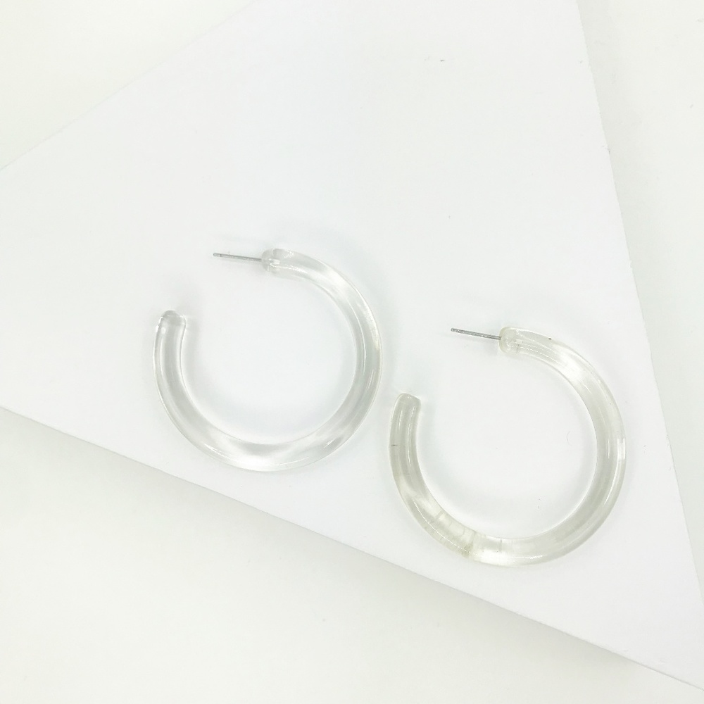 Hoop Earrings in Clear